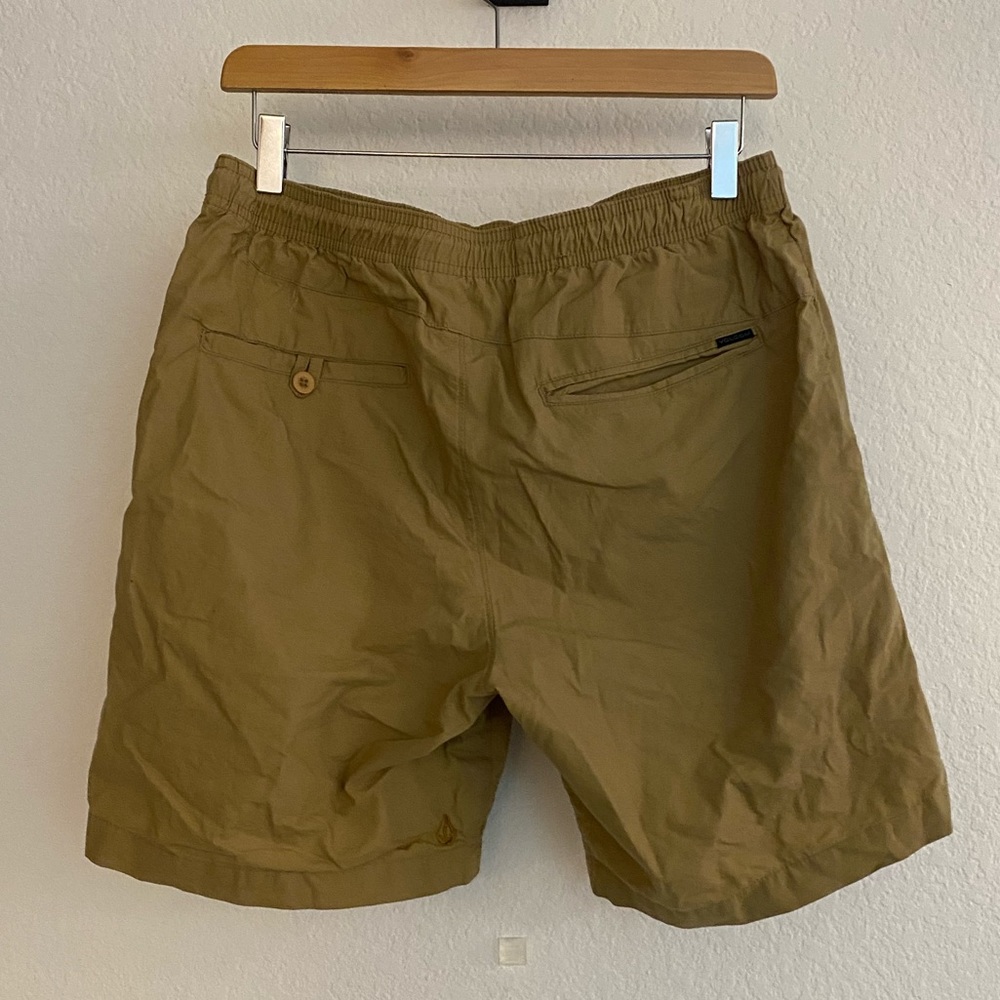 Volcom Shorts - Picture 4 of 8